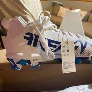 Mens football cleats brand new size 11